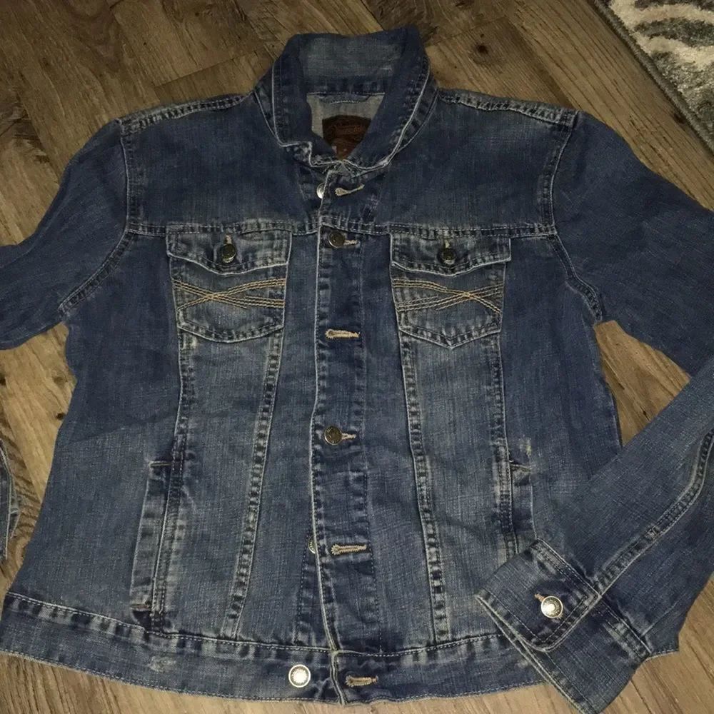 Vintage denim blue jeans Aeropostale short jacket